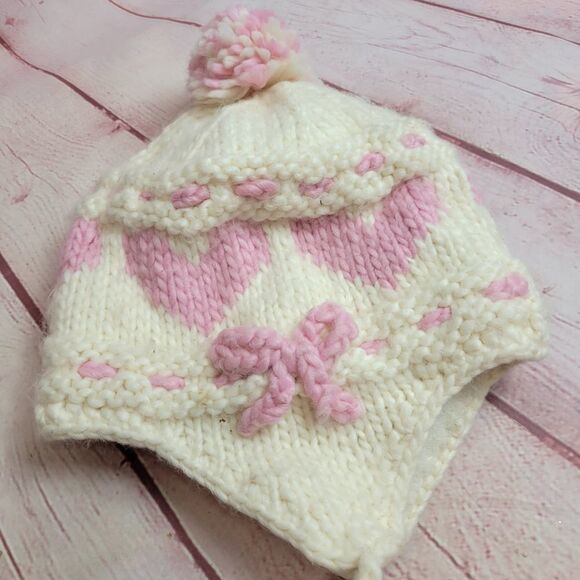 Heart Hat 4-7years - Picture 3 of 5